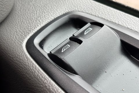 Ford Transit 350 Drw L4 130 ps Single Cab Dropside Truck with Tail Lift - Plant Spec 34