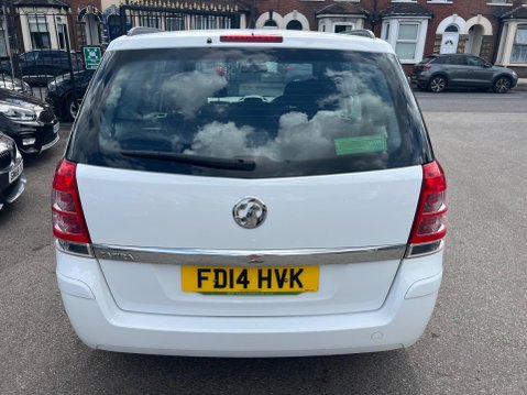 Vauxhall Zafira 1.8 16V Exclusiv Euro 5 5dr 5