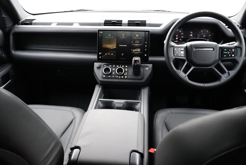 Land Rover Defender 110 BRAND NEW HARD TOP X-DYNAMIC HSE 350 WITH A GENUINE REAR SEAT CONVERSION  14