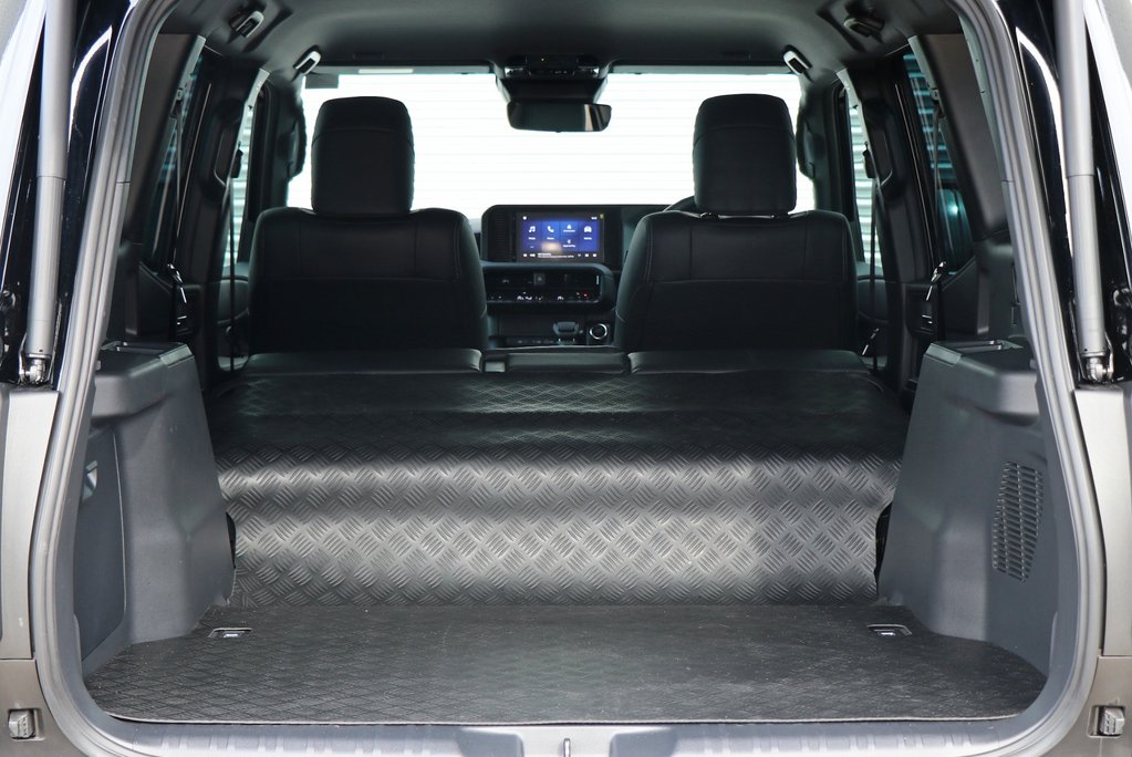 2025 Land Cruiser Commercial 4