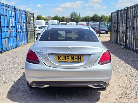 Mercedes-Benz C Class 2.0 C220d Sport Saloon 4dr Diesel G-Tronic+ Euro 6 (s/s) (194 ps) 9