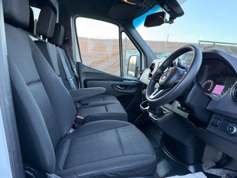 Mercedes-Benz Sprinter 2.0 315 CDI Progressive RWD L3 Euro 6 (s/s) 2dr 11