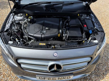 Mercedes-Benz GLA 2.1 GLA220d Sport (Premium Plus) 7G-DCT 4MATIC Euro 6 (s/s) 5dr 19