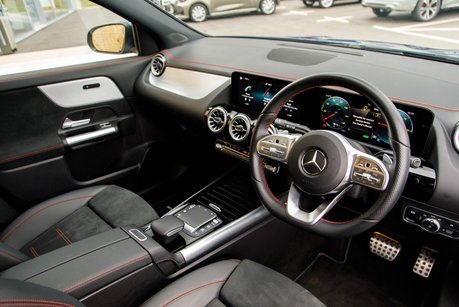 Mercedes-Benz EQA EQA 250 AMG LINE PREMIUM