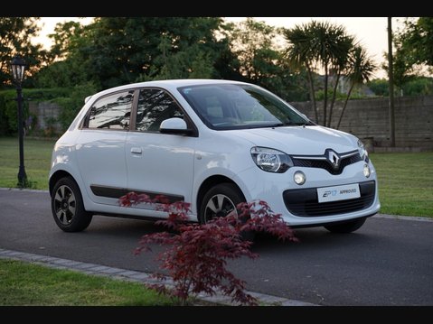 Renault Twingo 1.0 SCe Play Euro 6 5dr 4