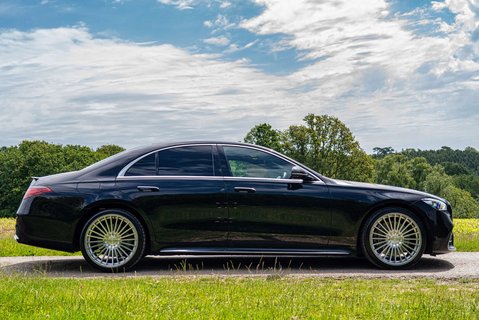 Mercedes-Benz S Class S350d AMG Line Premium 4