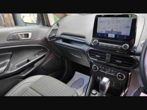 Ford Ecosport TITANIUM 13