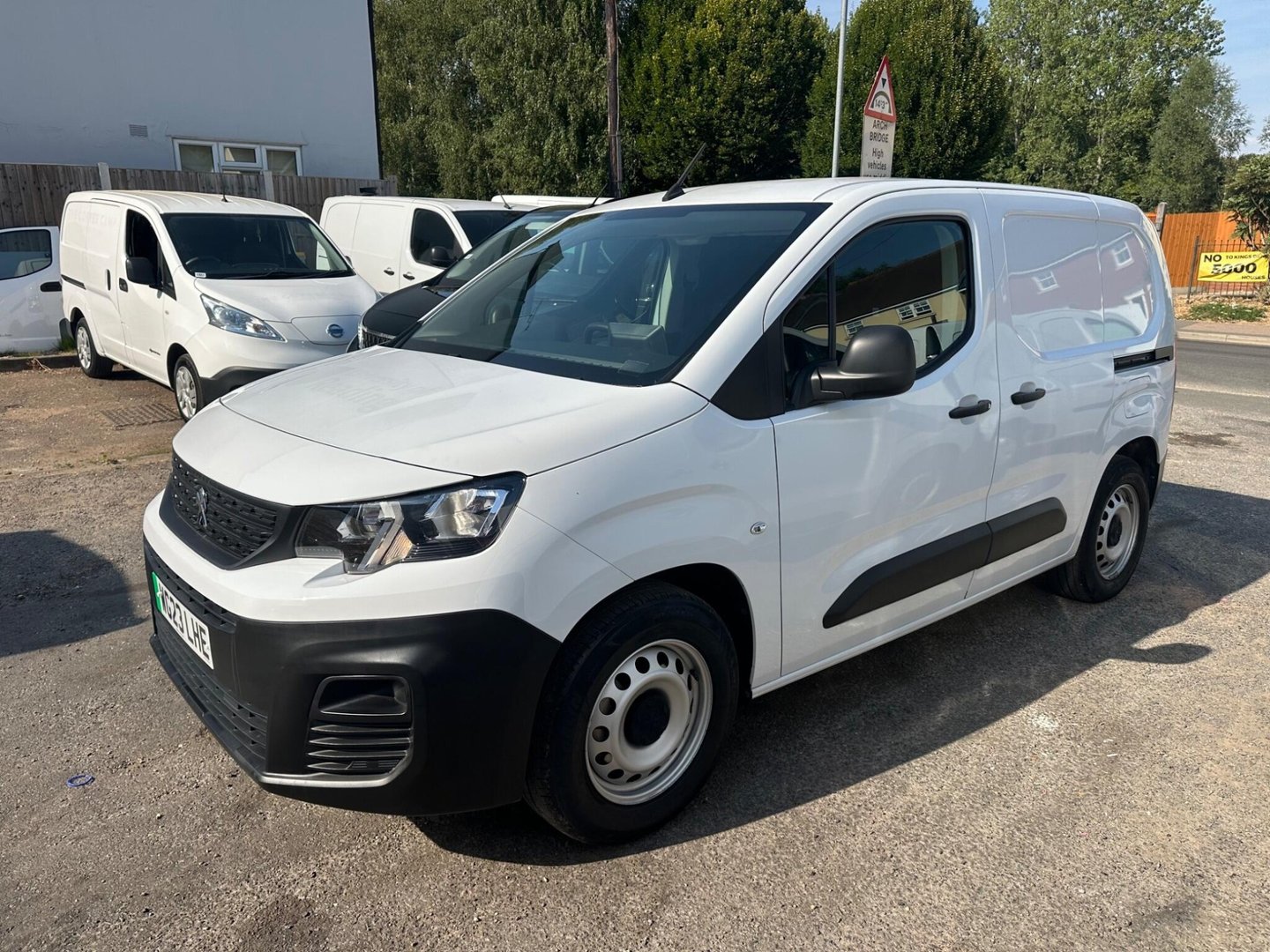 2023 PEUGEOT PARTNER