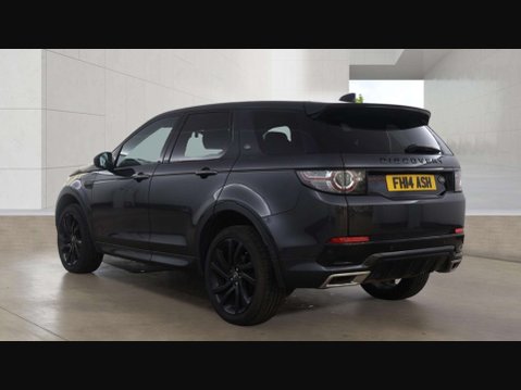 Land Rover Discovery Sport 2.0 Discovery Sport HSE Dynamic Luxury TD4 Auto 4WD 5dr 3