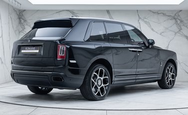 Rolls-Royce Cullinan BLACK BADGE 5