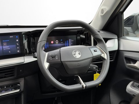 Vauxhall Frontera 83kW GS 44kWh 5dr Auto 17