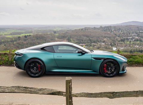 Aston Martin DB12 Coupe 3