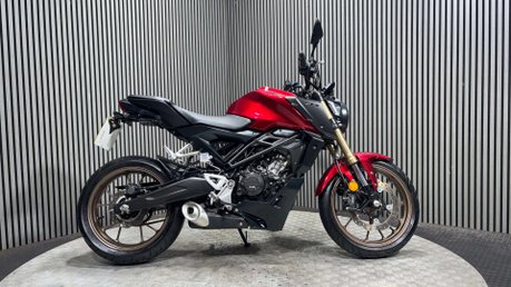 Honda CB 2024 ONLY 3K EXCELLENT CONDITION WARRANTY 125CC 1