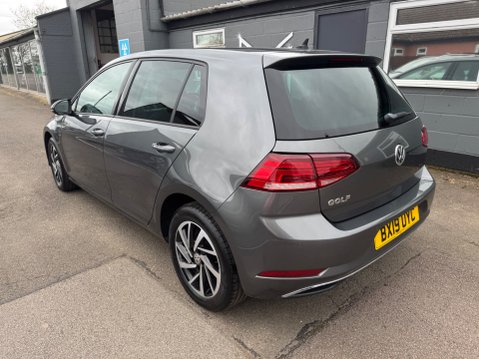 Volkswagen Golf MATCH TDI DSG 9