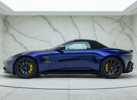 Aston Martin V8 Vantage ROADSTER 7