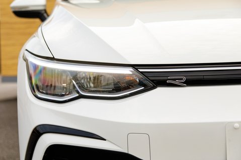 Volkswagen Golf R-LINE ETSI DSG 8