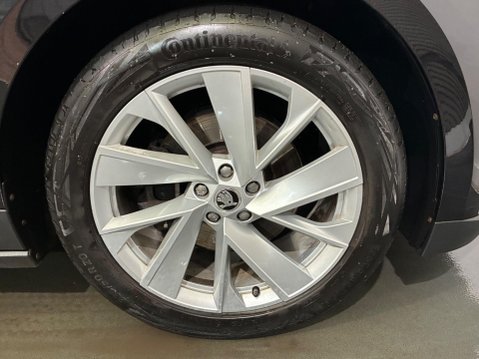 Skoda Enyaq iV 62kWh 60 Nav Suite Auto 5dr 36