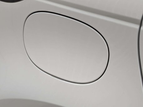 Land Rover Range Rover Evoque 2.0 Range Rover Evoque R-Dynamic D 4x2 5dr 17