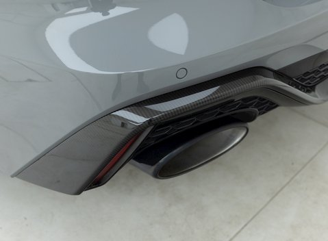 Audi RS6 Avant Carbon Black 31