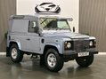 Land Rover Defender 2.4 TDCi Hard Top SUV 4WD SWB Euro 4 3dr 1