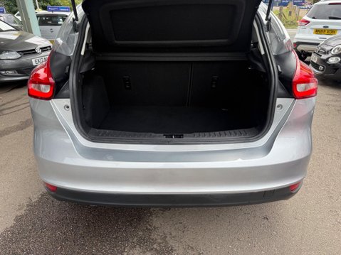 Ford Focus 1.5 TDCi Zetec Euro 6 (s/s) 5dr 27