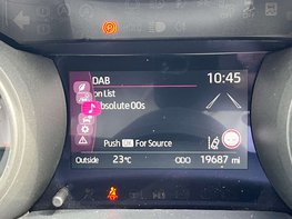Toyota Yaris 1.5 Yaris Design HEV CVT 5dr 26
