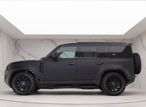 Land Rover Defender 110 X-Dynamic S D250 2