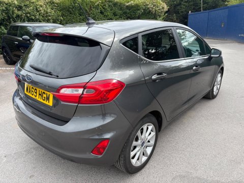 Ford Fiesta TITANIUM 5