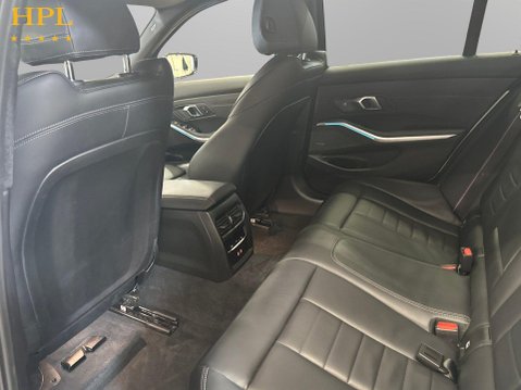 BMW 3 Series 2.0 320i M Sport Saloon 4dr Petrol Auto Euro 6 (s/s) (184 ps) Air Con - Blu 20