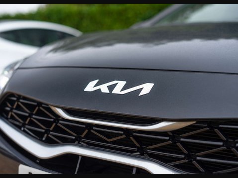 Kia Ceed 1.5 Ceed GT-Line S Semi-Auto 5dr 14