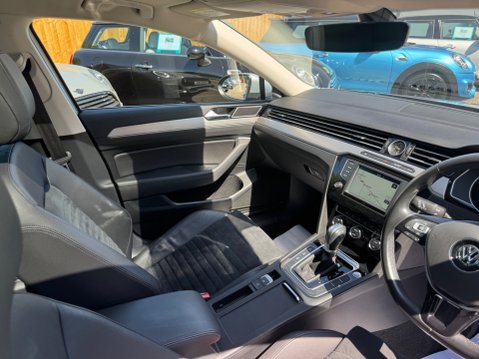 Volkswagen Passat GT TDI BLUEMOTION TECHNOLOGY DSG 35