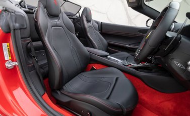 Ferrari Portofino 12