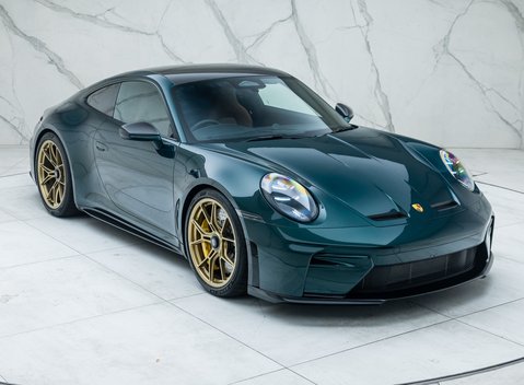 Porsche 911 GT3 TOURING (992.2) 8