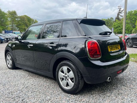 Mini Hatch 1.5 Cooper Classic 5dr 4