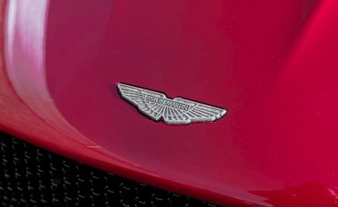 Aston Martin DBS Superleggera 34