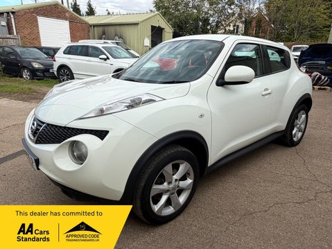 Nissan Juke 1.6 Acenta Euro 5 (s/s) 5dr 1