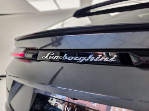Lamborghini Urus 4.0 V8 BiTurbo SUV 5dr Petrol Auto 4WD Euro 6 (650 ps) 43