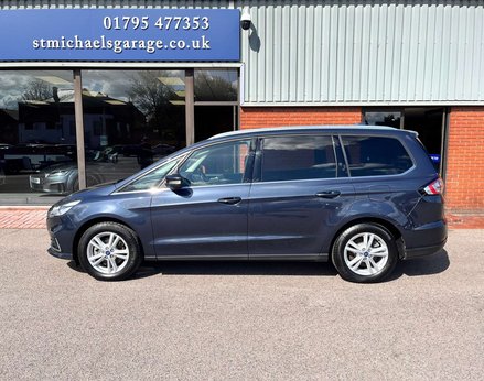 Ford Galaxy 2.5 Galaxy Titanium HEV CVT 5dr 11