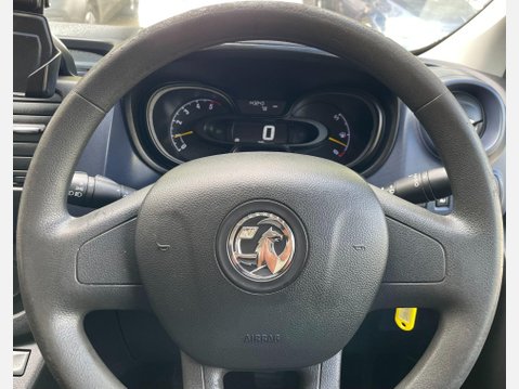 Vauxhall Vivaro 1.6 CDTi 2900 ecoFLEX L1 H1 Euro 5 (s/s) 5dr 33