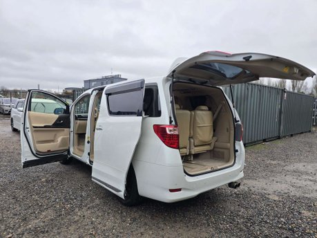 Toyota Alphard Auto+Hybrid+Ulez+7Seats 11