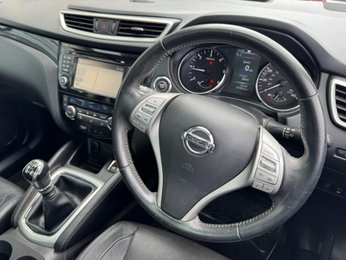 Nissan Qashqai 1.5 dCi Tekna 2WD Euro 5 (s/s) 5dr