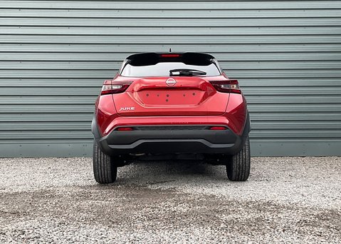 Nissan Juke N-CONNECTA DIG-T 114 BHP  9