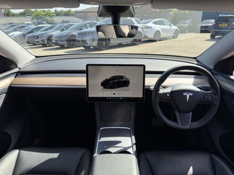 Tesla Model Y (Dual Motor) Long Range SUV 5dr Electric Auto 4WDE (384 bhp) 28