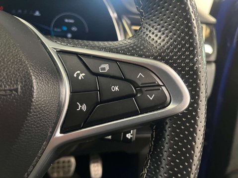 Renault Captur 1.6 Captur E-Tech Engineered PHEV Auto 5dr 22
