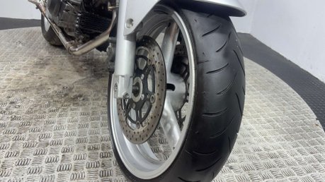 Suzuki SV650 SV650 2003 31K LONG MOT PERFECT A2 BIKE VTWIN SERVICED 650CC 50