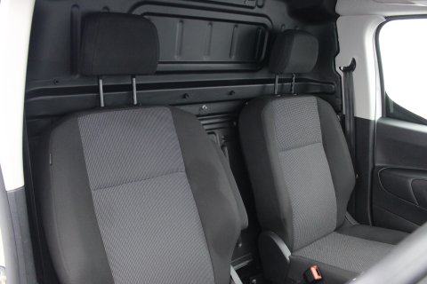 Vauxhall Combo Cargo 1.5 Turbo D 2300 Prime SWB Euro 6 100 ps 13