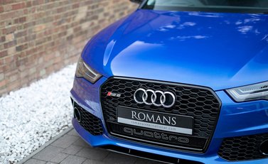 Audi RS6 Avant 22