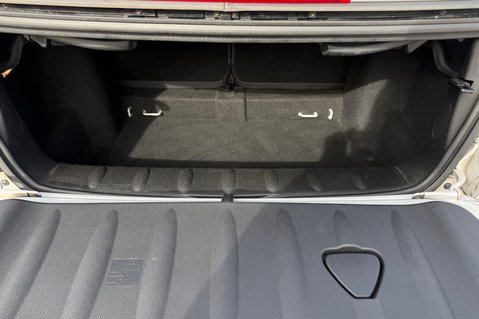 Mini Convertible COOPER SOHO.. CONVERTIBLE.. 11 SERVICES.. FULL LEATHER..A/C..CRUISE CONTROL 18