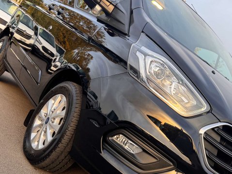 Ford Transit Custom 2.0 320 EcoBlue Limited Crew Van Double Cab 5dr Diesel Manual L1 H1 Euro 6 15