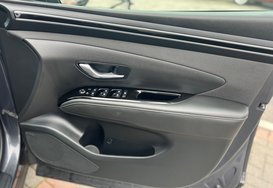 Hyundai TUCSON T-GDI PREMIUM 16
